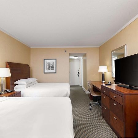 Hilton Stamford Hotel & Executive Meeting Center Exterior photo