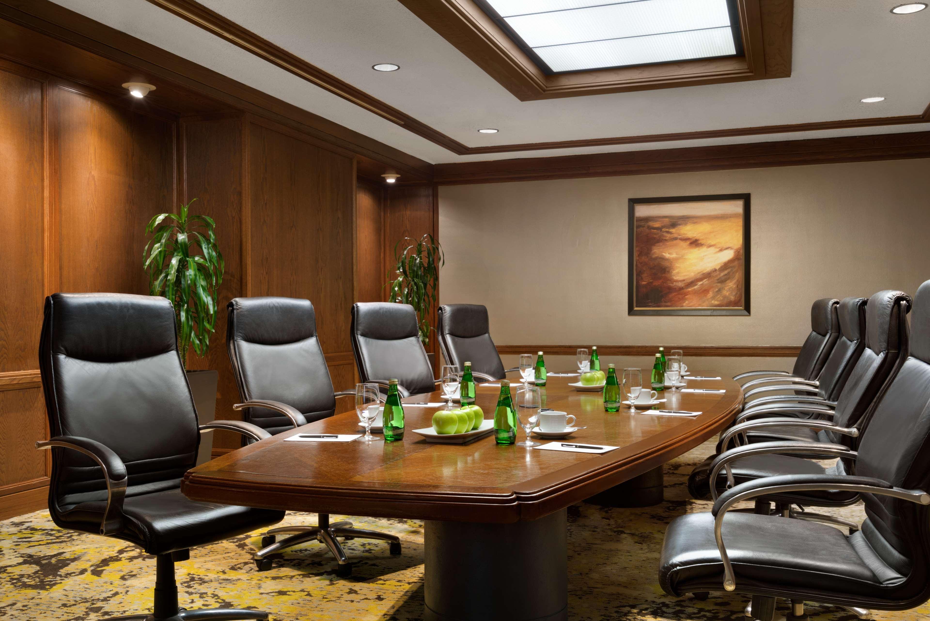 Hilton Stamford Hotel & Executive Meeting Center Exterior photo