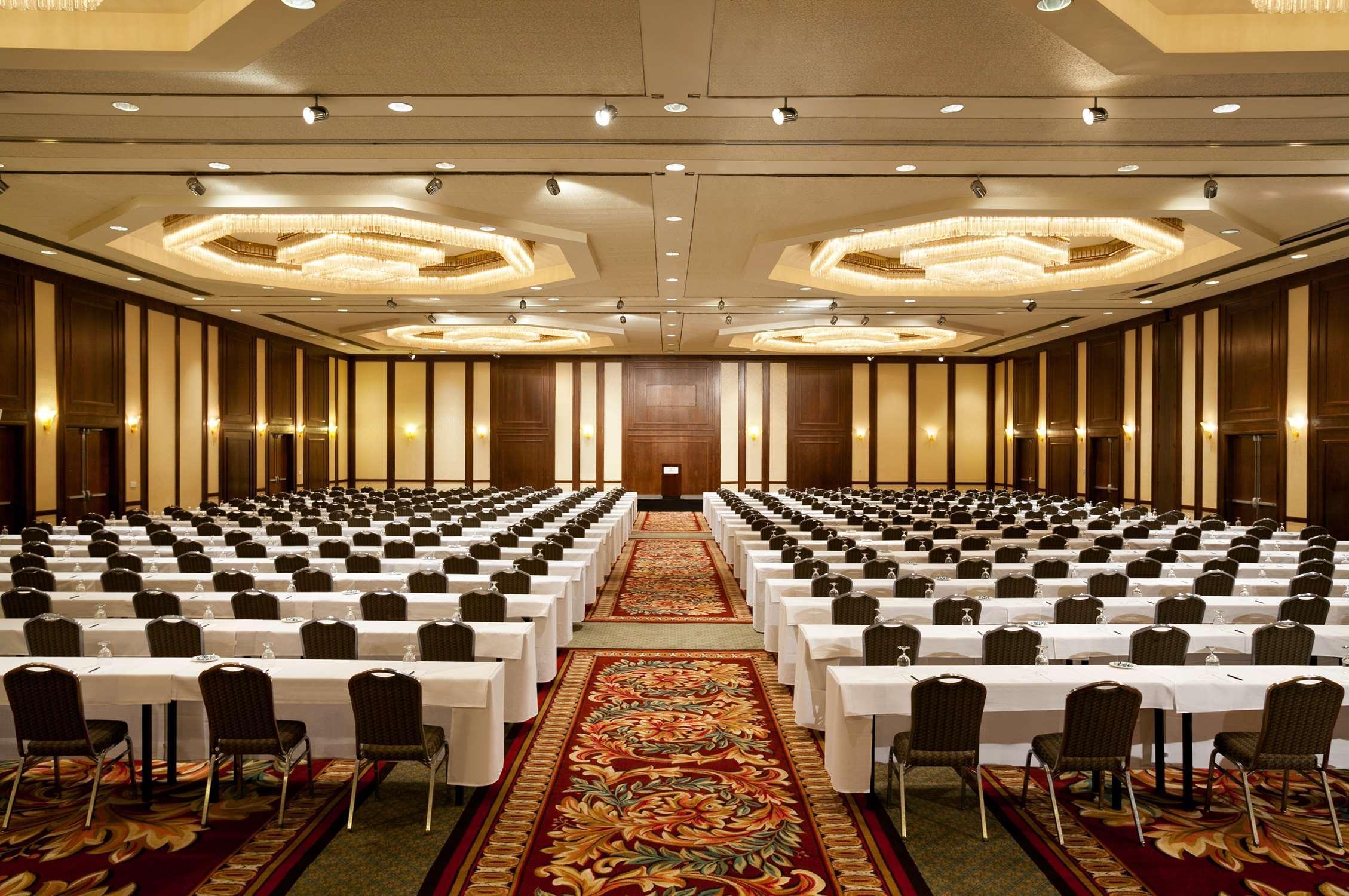 Hilton Stamford Hotel & Executive Meeting Center Exterior photo