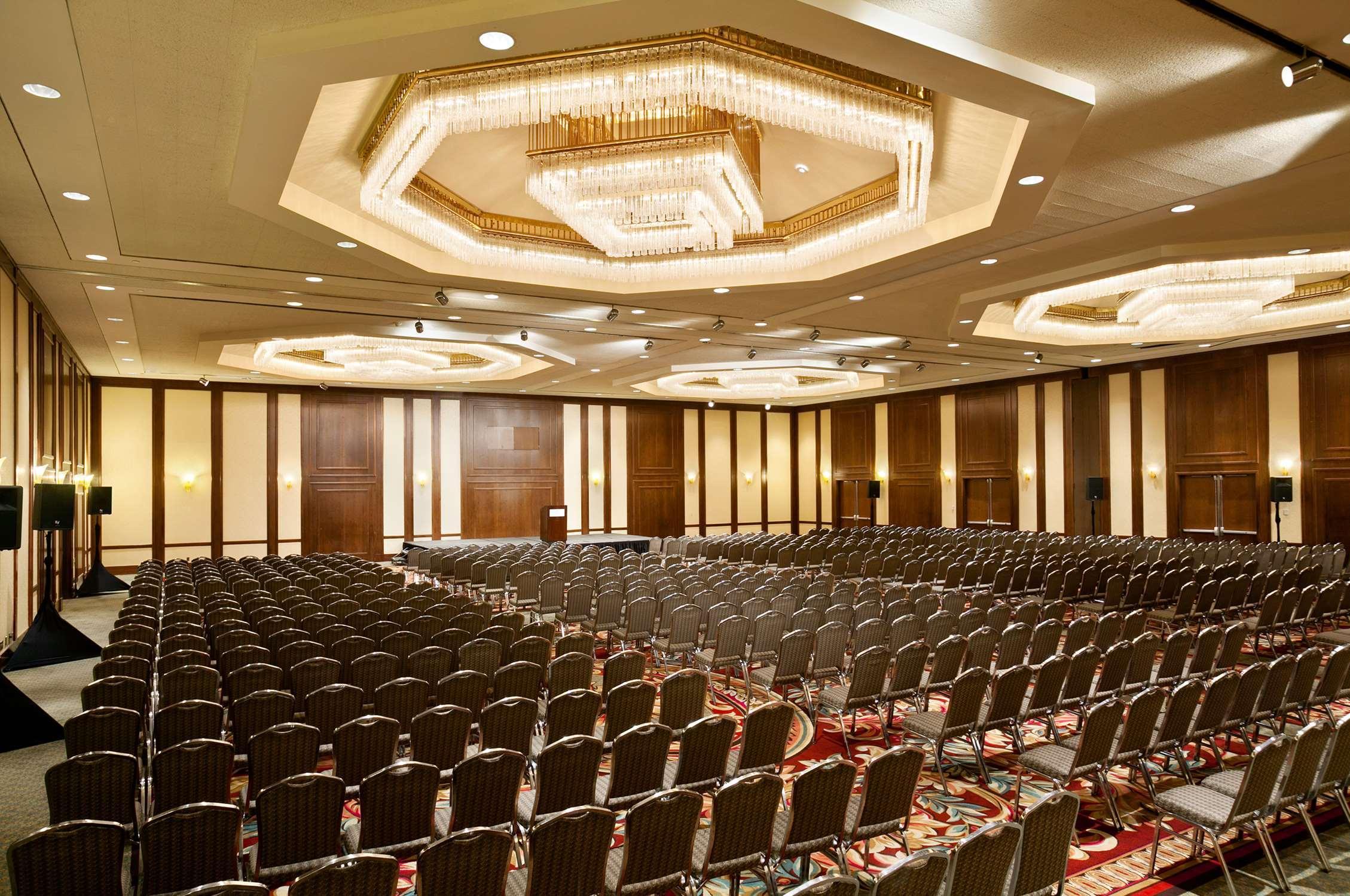 Hilton Stamford Hotel & Executive Meeting Center Exterior photo